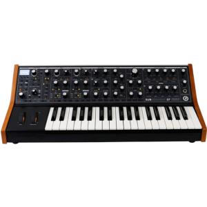 SYNTHETISEUR MOOG SUBSEQUENT 37